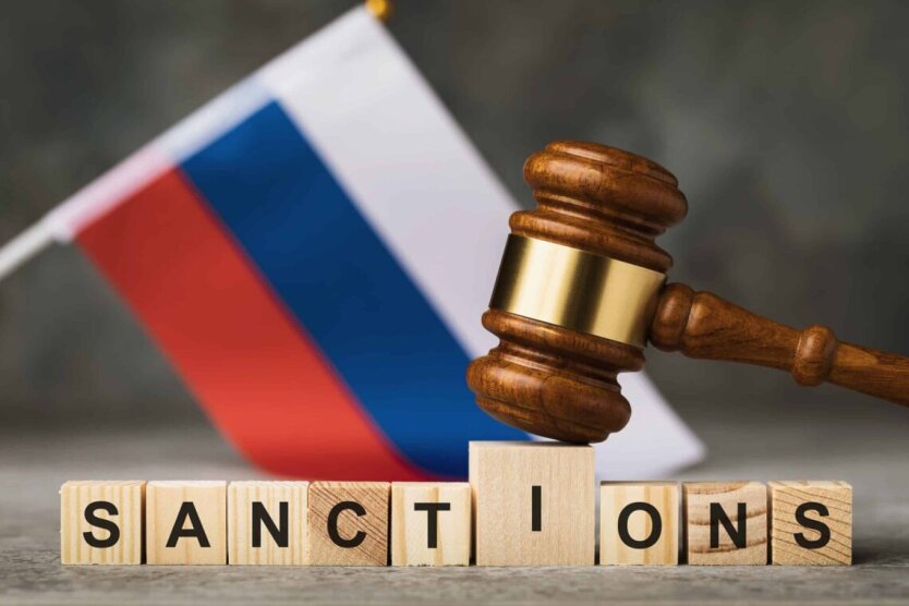 EU and Britain Hit Russia's 'Shadow Fleet' with New Sanctions