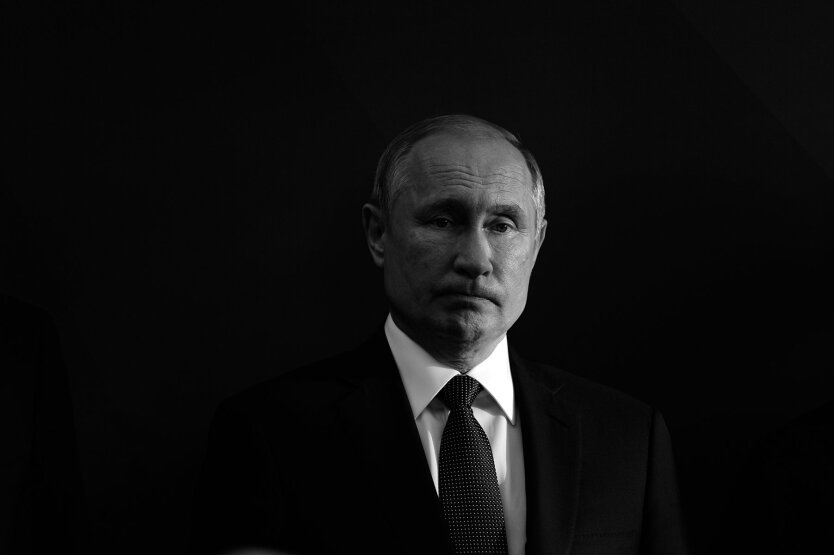 Putin is shadowed by fears of peace with Ukraine