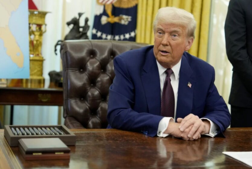 Donald Trump at a meeting with Vladimir Putin and Xi Jinping on nuclear disarmament