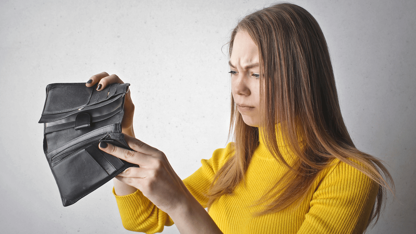 Through these habits, you are constantly broke - it's time to change