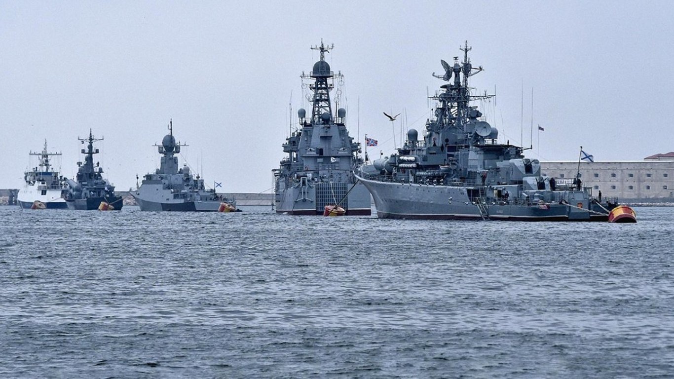 Russians fear to take their fleet out to the Black Sea — what to expect