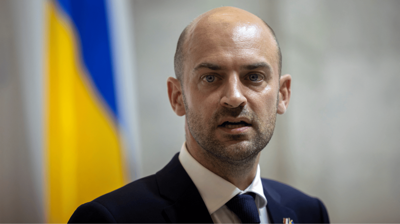 France transferred 10 million euros for the repair of the Chernobyl 'sarcophagus'