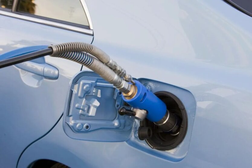 From 32 hryvnias per liter: Ukrainians have been shown how gasoline, diesel, and autogas prices differ at gas stations in Kyiv region